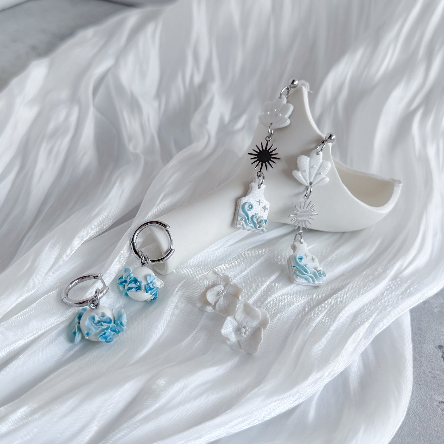 Rollie Earrings