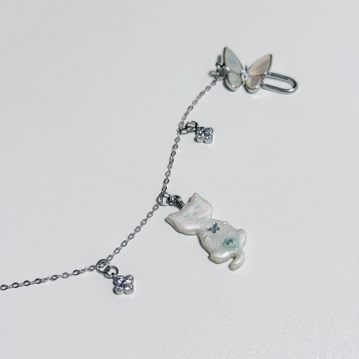 Whimsy Cat Charm bracelet (Silver)