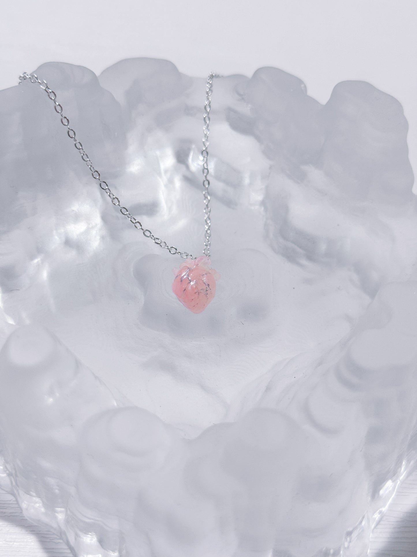 Victoria Heart Necklace [Misty Blush]