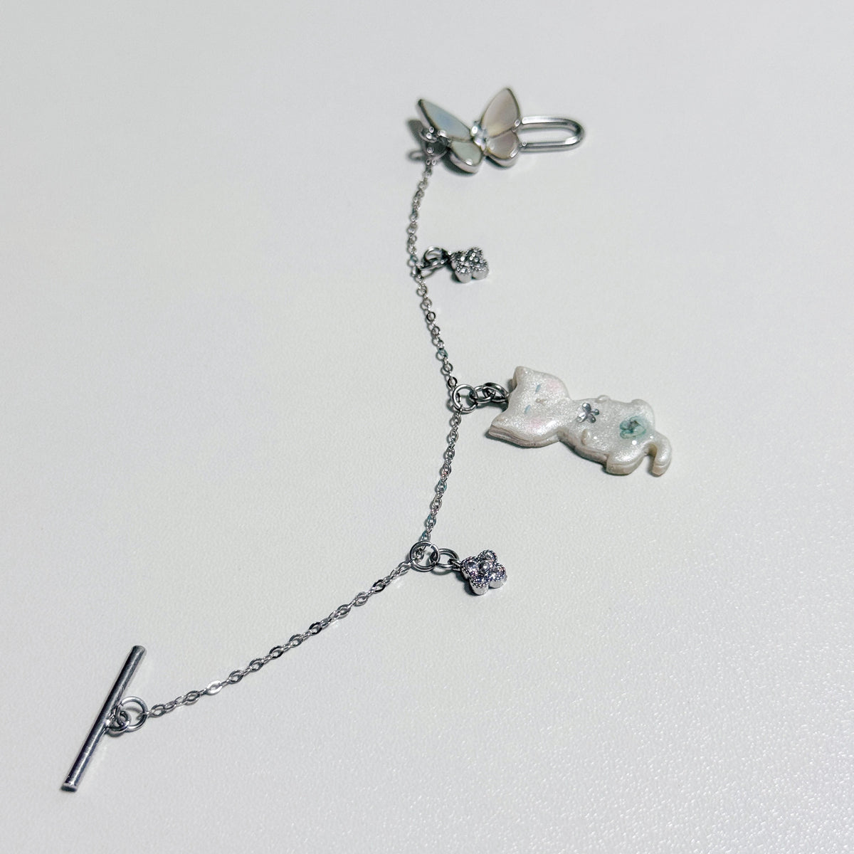 Whimsy Cat Charm bracelet (Silver)