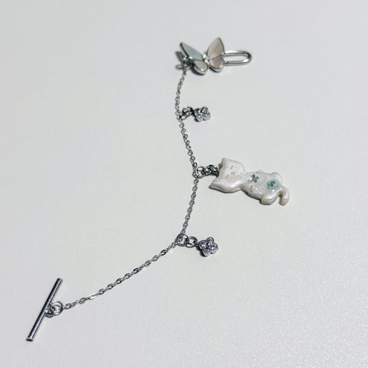 Whimsy Cat Charm bracelet (Silver)