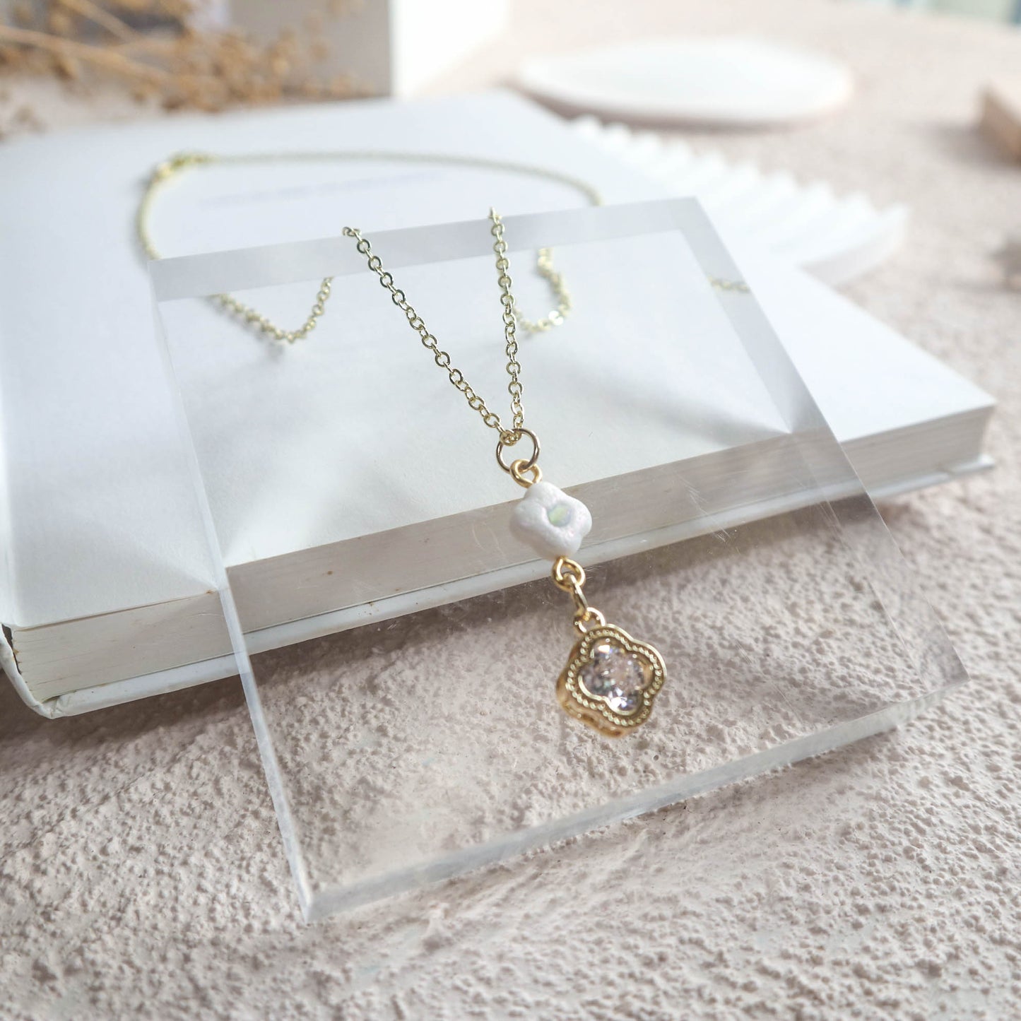 Clovine Gem Necklace - Charlotte's Outré