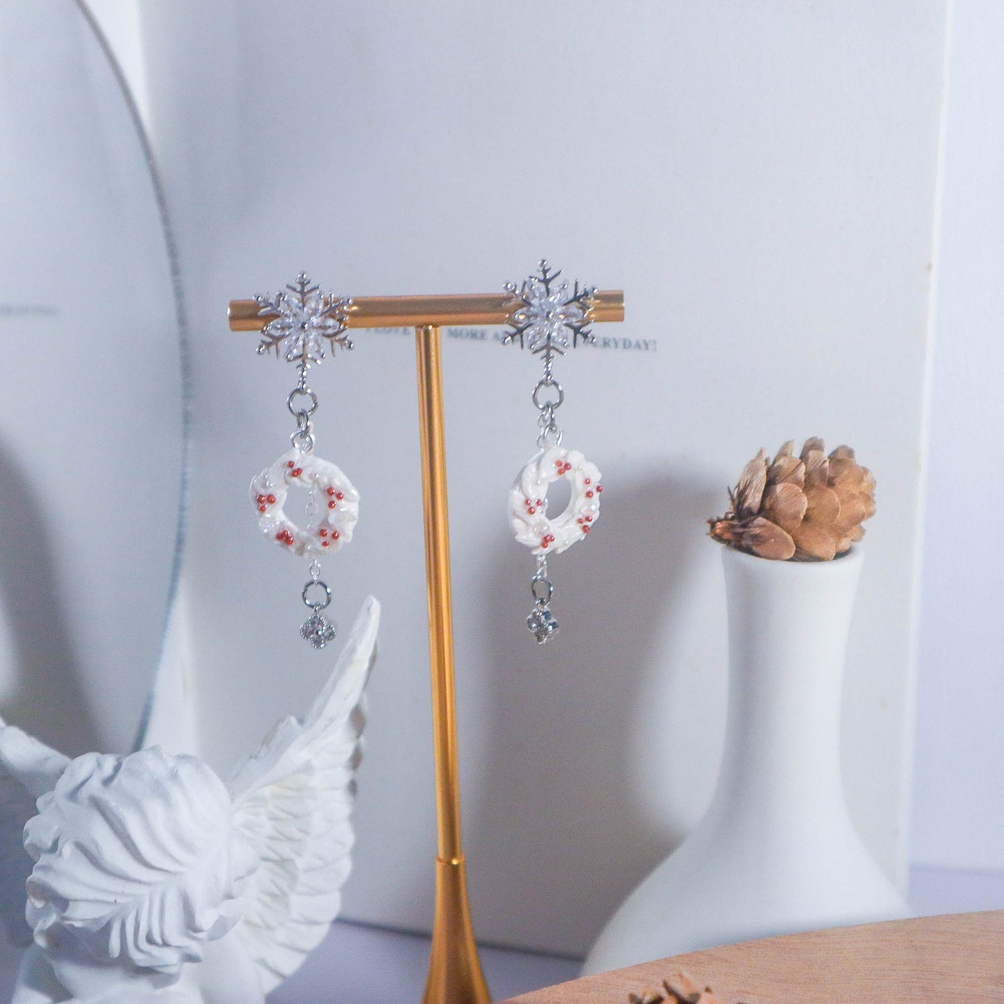 Aurora Garland Winter Wonders Earrings