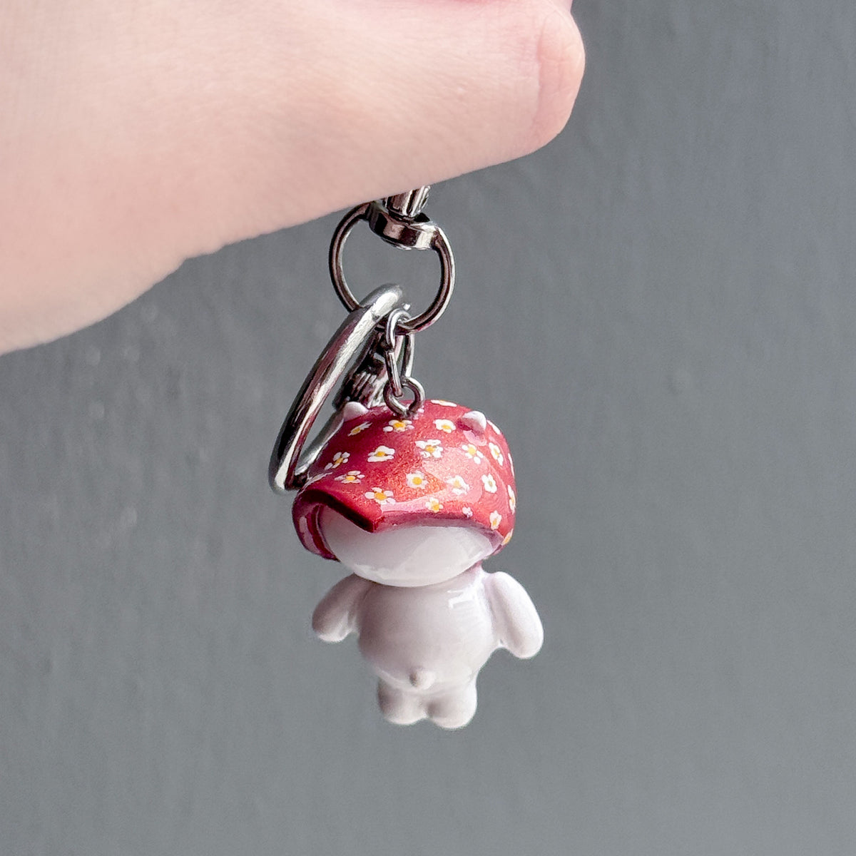 Mimi V2 Cat Charm