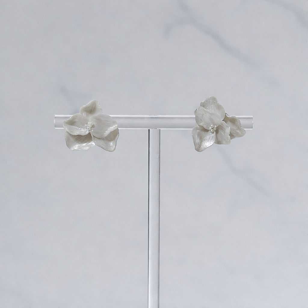 Iris New Dawn Stud Earrings - Charlotte's Outré