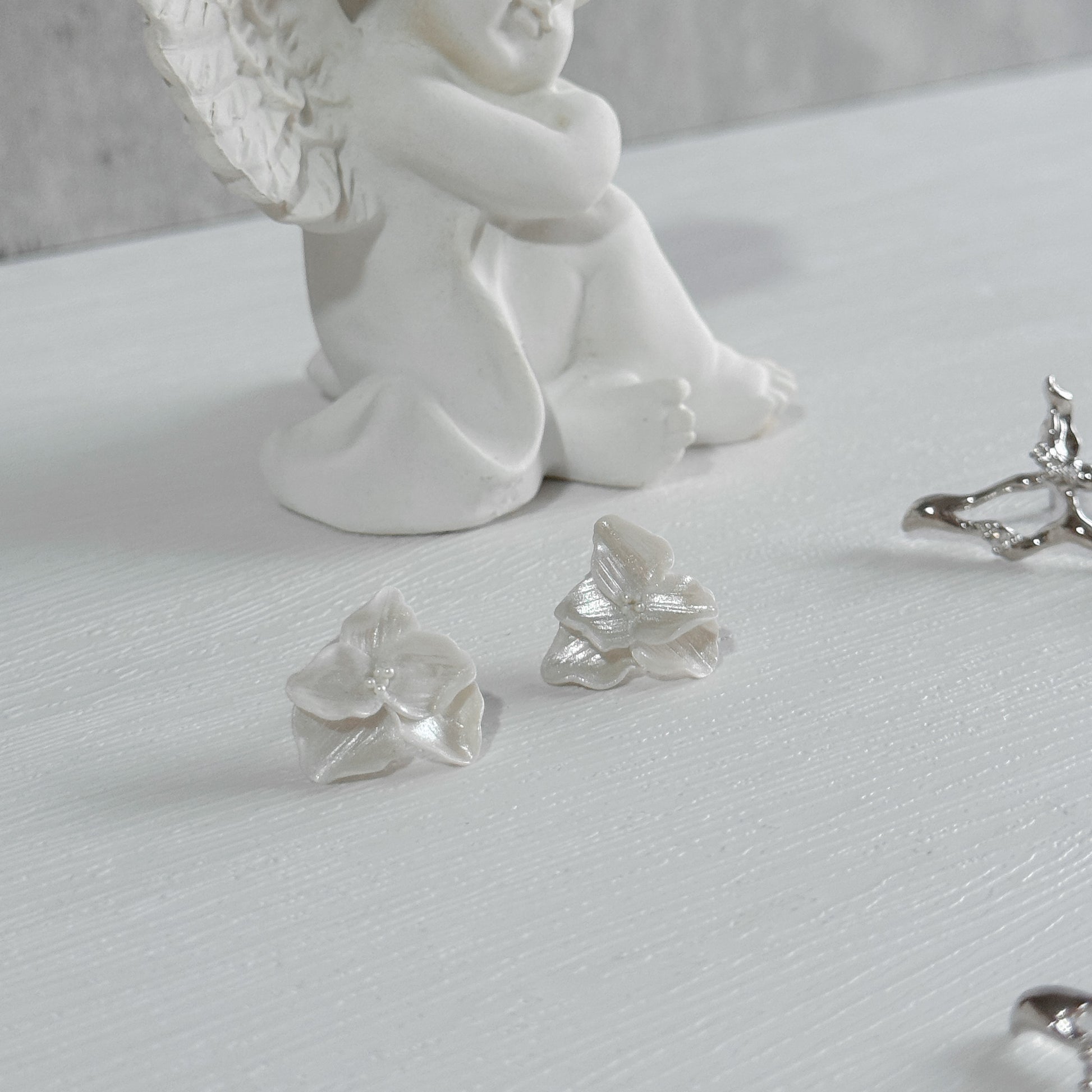Iris New Dawn Stud Earrings - Charlotte's Outré